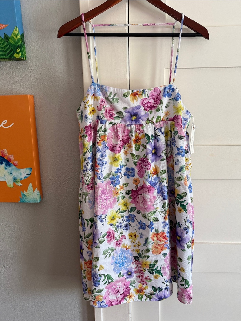 Olivaceous White Floral Spaghetti-Strap Mini Dress